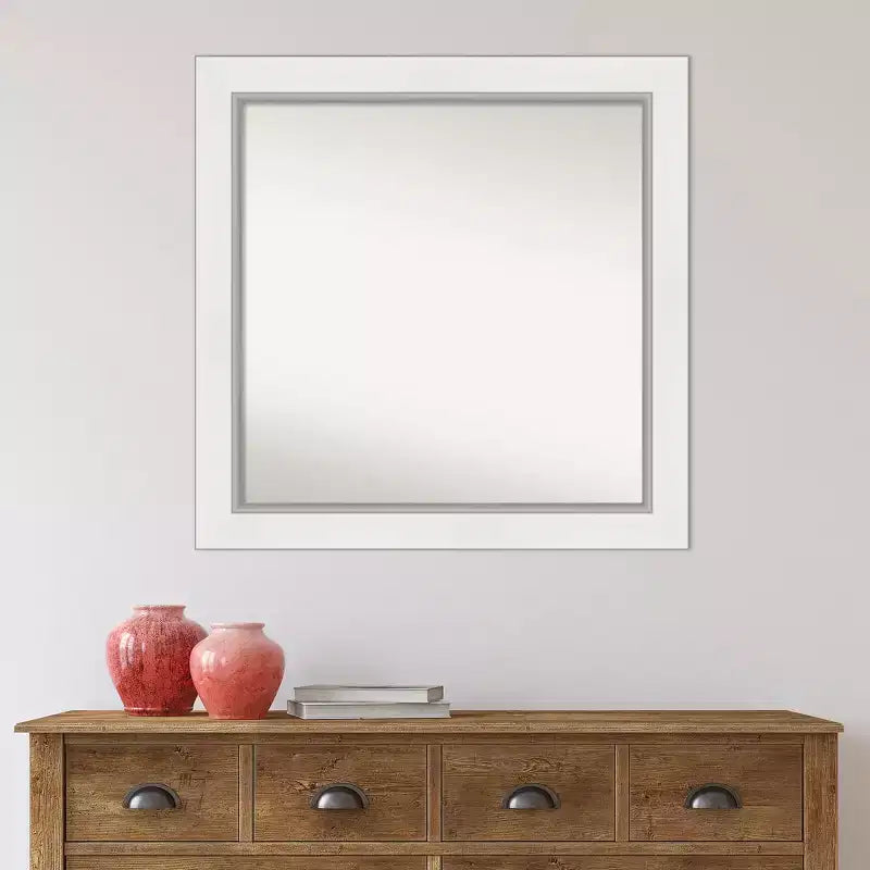 Miroir carré encadré argenté blanc Eva 32" x 32" pour salle de bain - Amanti Art : Quincaillerie de montage incluse, cadre en polystyrène