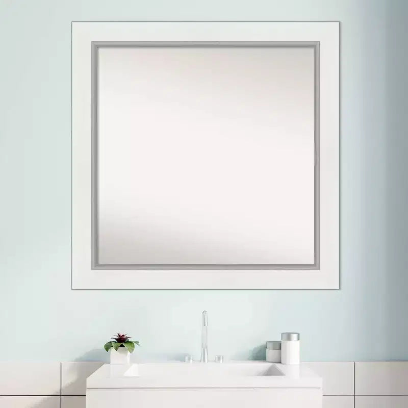 Miroir carré encadré argenté blanc Eva 32" x 32" pour salle de bain - Amanti Art : Quincaillerie de montage incluse, cadre en polystyrène