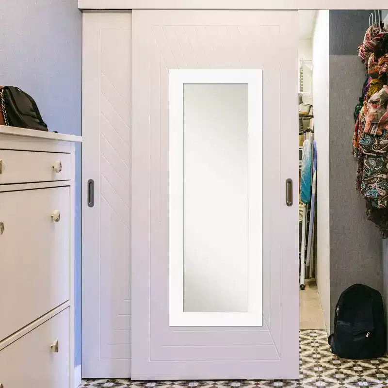 Miroir de porte sur toute la longueur 20" x 54" blanc, sans biseau pour armoire - Amanti Art : Fixation facile sur porte/mur, cadre en polystyrène