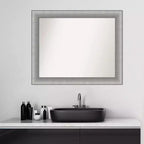 Miroir mural élégant non biseauté pour salle de bain 33" x 27" en étain brossé - Amanti Art : Rectangulaire, Cadre en polystyrène, Fixation murale