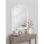 Kate & Laurel All Things Decor Miroir Mural Arc Sindahl 26" x 35.2" Blanc : Cadre Moderne, Aucun Assemblage Requis