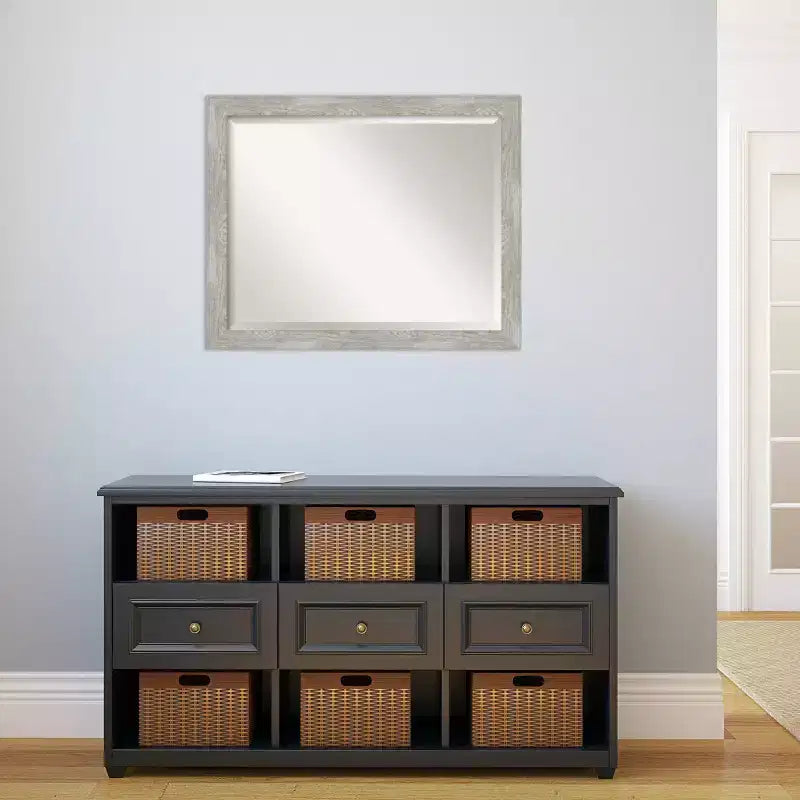 Miroir mural étroit encadré Dove 32 po x 26 po Gris lavé - Amanti Art