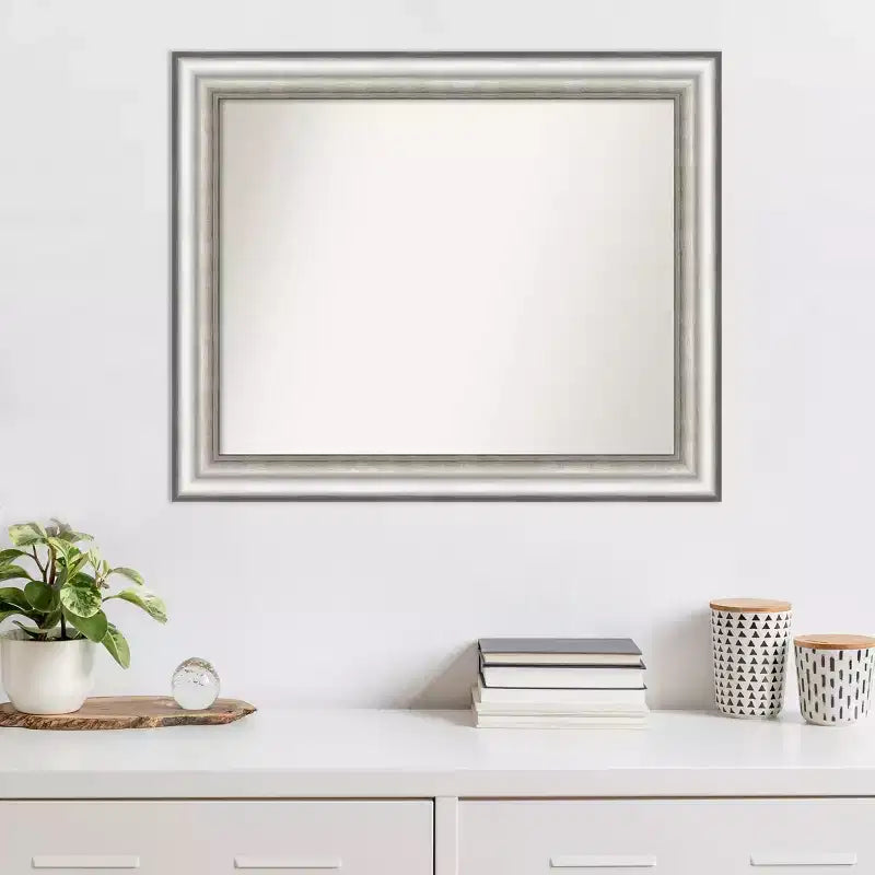 Miroir mural Amanti Art 33 po x 27 po en argent salon, sans biseau : Rectangulaire moderne, cadre en polystyrène, quincaillerie de fixation incluse