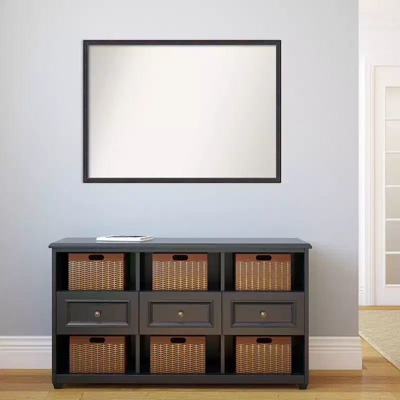 Miroir mural en bois avec bordure incurvée en bronze foncé, 101,6 x 73,6 cm – Amanti Art