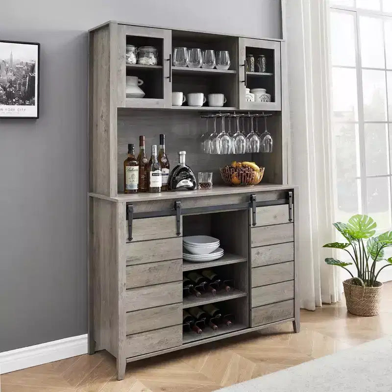 Buffet de bar à café de ferme de 178 cm de haut, Vaisselier de cuisine avec porte coulissante de grange, Desserte haute avec casier à vin, Bar à domicile, Gris