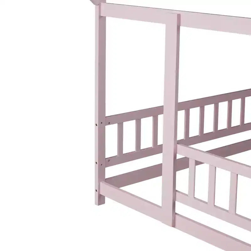 Lit double et lit au sol Whisen, structure en bois avec clôture pour des espaces de sommeil sûrs et imaginatifs pour les enfants