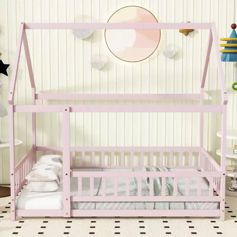 Lit double et lit au sol Whisen, structure en bois avec clôture pour des espaces de sommeil sûrs et imaginatifs pour les enfants