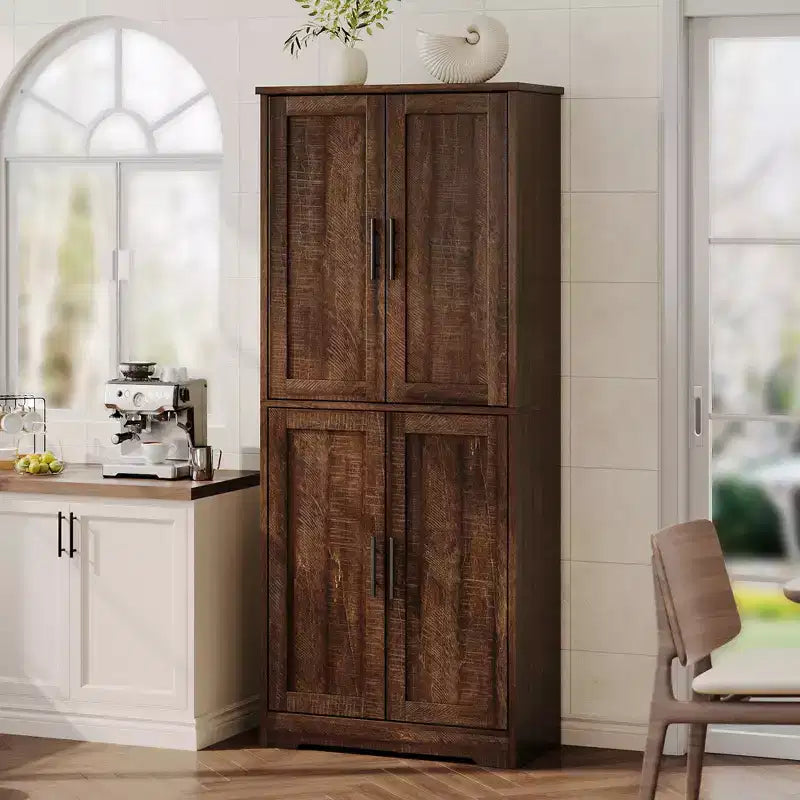 Meuble de cuisine CuisinSmart de 70 pouces de haut, Armoire de rangement sur pied avec 4 portes et étagères réglables, Grand meuble en bois pour bar à café et rangements utilitaires