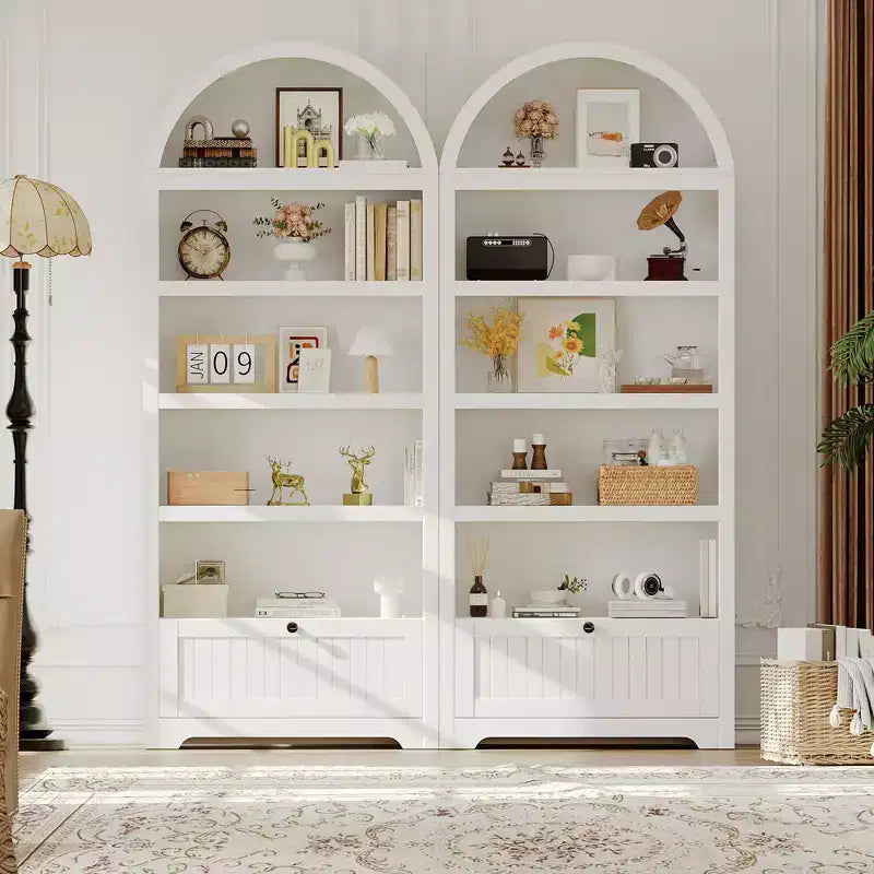 Garde-manger haut arqué de 71 po, meuble de rangement autoportant à 6 niveaux avec tiroir, étagère à livres blanche moderne avec étagères ouvertes et conception anti-basculement