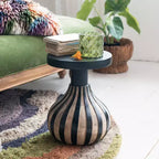 Table d'appoint ronde en bois de manguier avec base rayée, noir et naturel