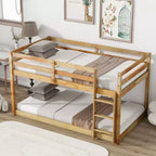 Lit superposé Okak Twin Over Twin au sol avec échelle et lattes renforcées, cadre de lit moderne en bois d'hévéa pour chambre d'enfants, chambre à coucher