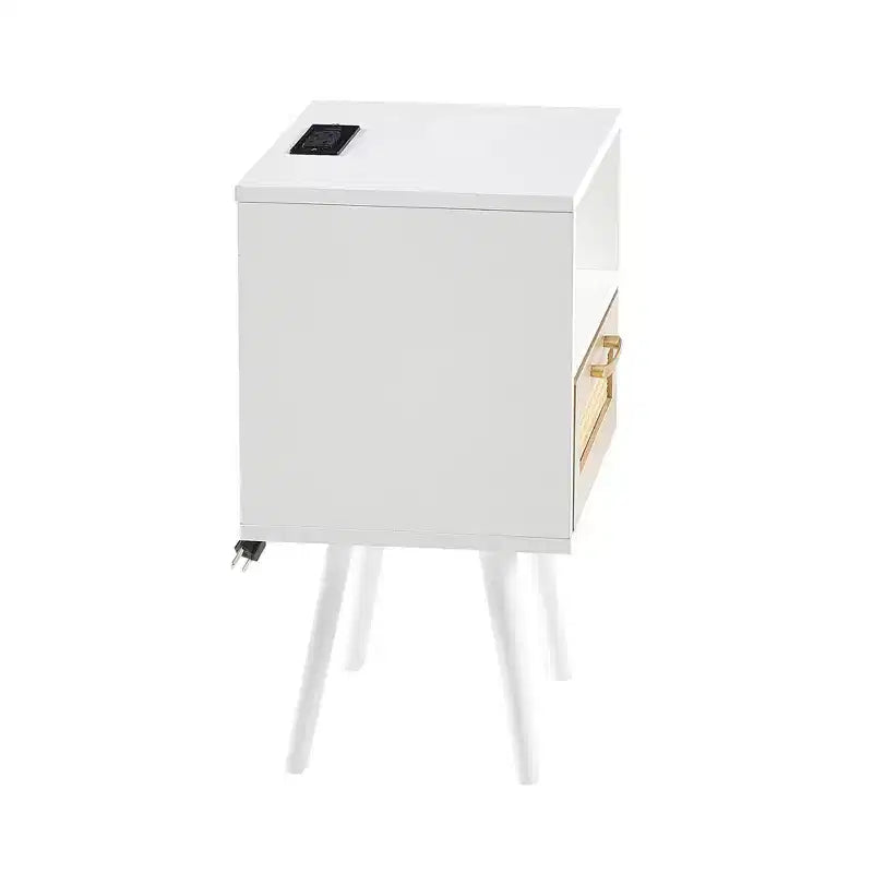 Table de chevet avec station de recharge, table d'appoint en rotin, table d'appoint de 40 cm en bois avec rangement et tiroir, ports USB pour salon