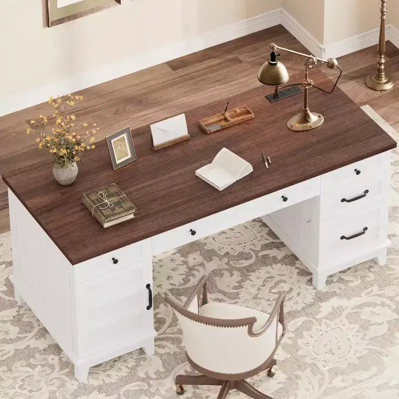 Bureau de direction avec tiroirs de classement, bureau de télétravail style ferme avec station de recharge, bureau d'ordinateur en bois de 152 cm avec armoire de rangement pour le travail et les études