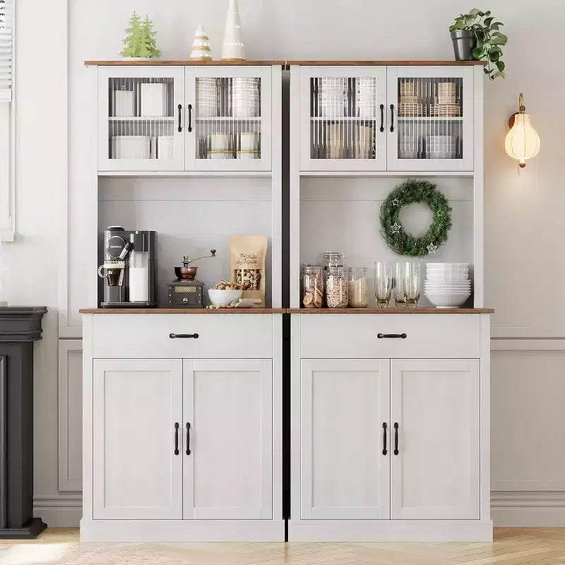 Meuble de cuisine de 71 po avec support pour micro-ondes, buffet autoportant avec portes et étagères pour salle à manger