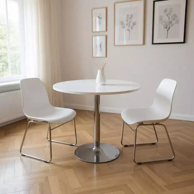 Table de salle à manger HomeRoots 36" avec plateau rond et piédestal en bois blanc et métal argenté