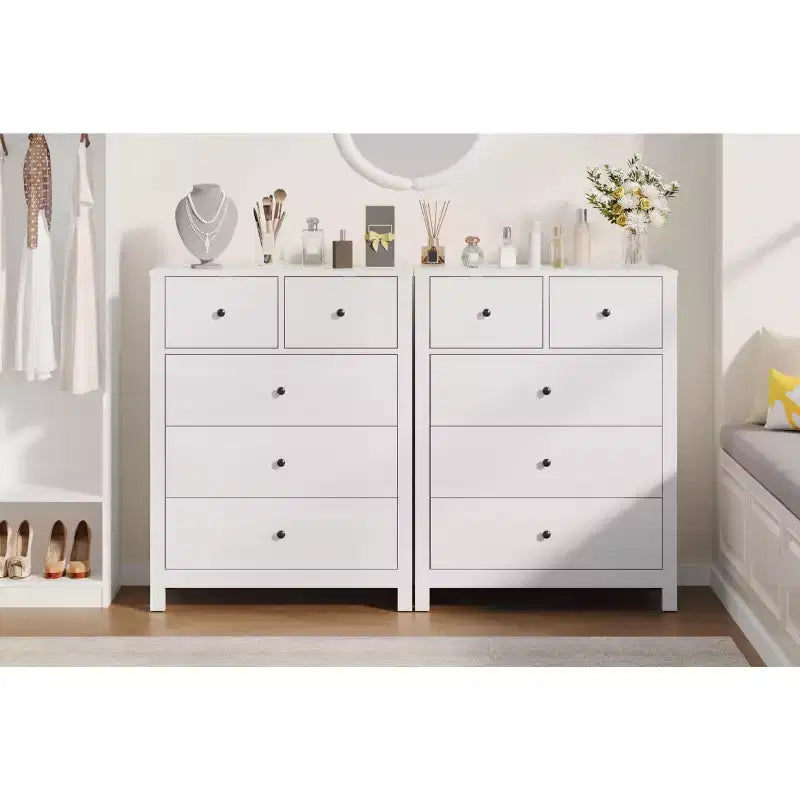 Commode à 5 tiroirs cannelés, commode moderne en grain de bois, avec tiroirs profonds