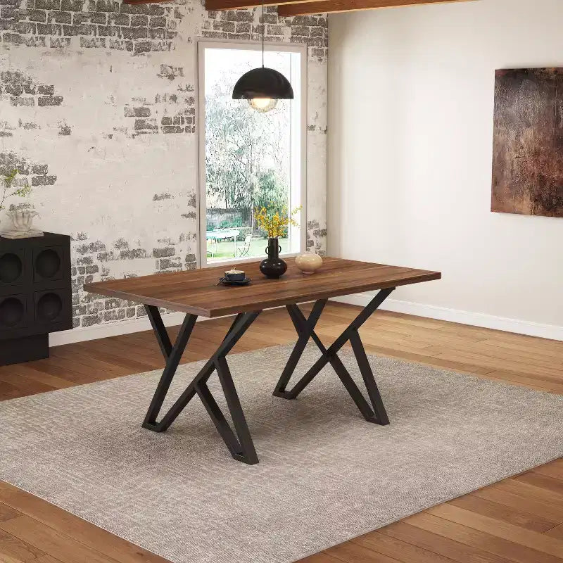 Table de salle à manger rectangulaire moderne Okak 59IN, Table à manger avec pieds en métal élégants, Table de cuisine pour salon, salle à manger, cuisine, Noyer+noir