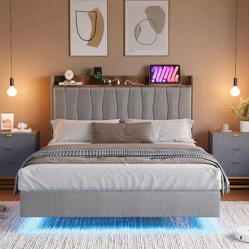 Cadre de lit plateforme moderne suspendu et rembourré avec lumières LED et prises, tête de lit, support en lattes de bois robustes, silencieux et facile à assembler