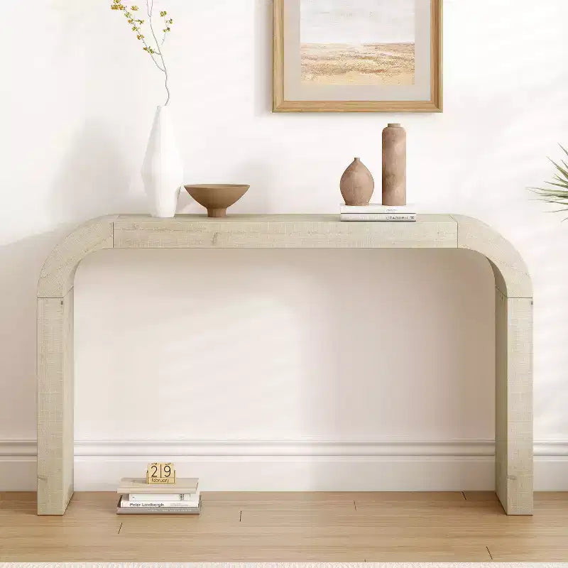 Table console minimaliste Okak avec coin arqué, table d'entrée avec plateau et pieds épais, table d'appoint pour entrée, salon