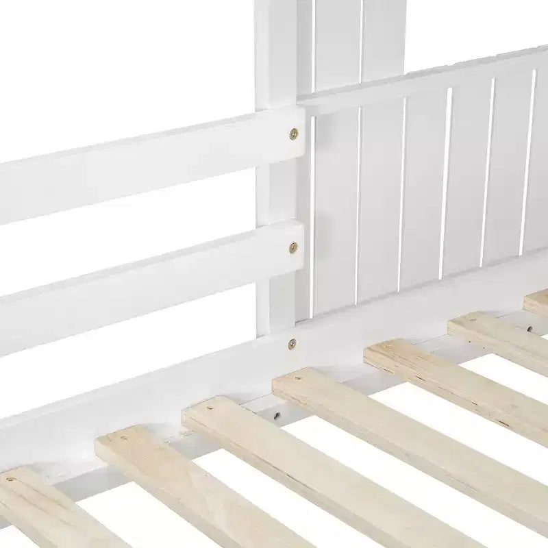 Bellemave Lit Superposé en Bois Twin-Full, Lit Mezzanine avec Aire de Jeu, Style Ferme, Échelle et Garde-corps, Blanc