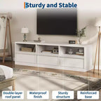 Meuble TV moderne, parfait pour les intérieurs de style industriel, avec 3 tiroirs et des étagères. Fabriqué en MDF robuste, idéal pour les salons