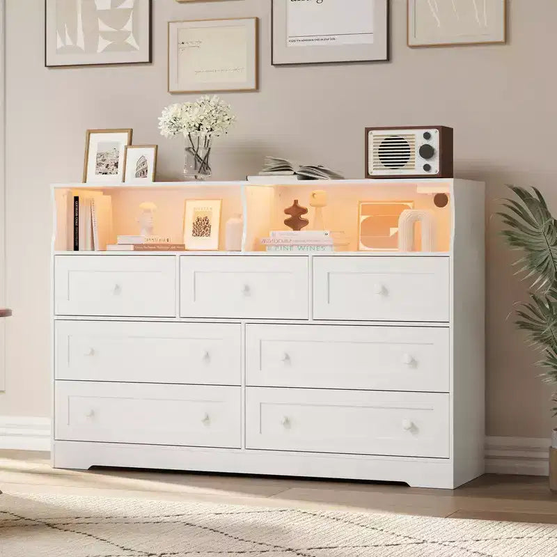 Coolmee 7-Drawer Dresser with Charging Station & LED Lights, Wood Storage Cabinet with 2 Open CompartmentsLarge Capacity Storage Organizer