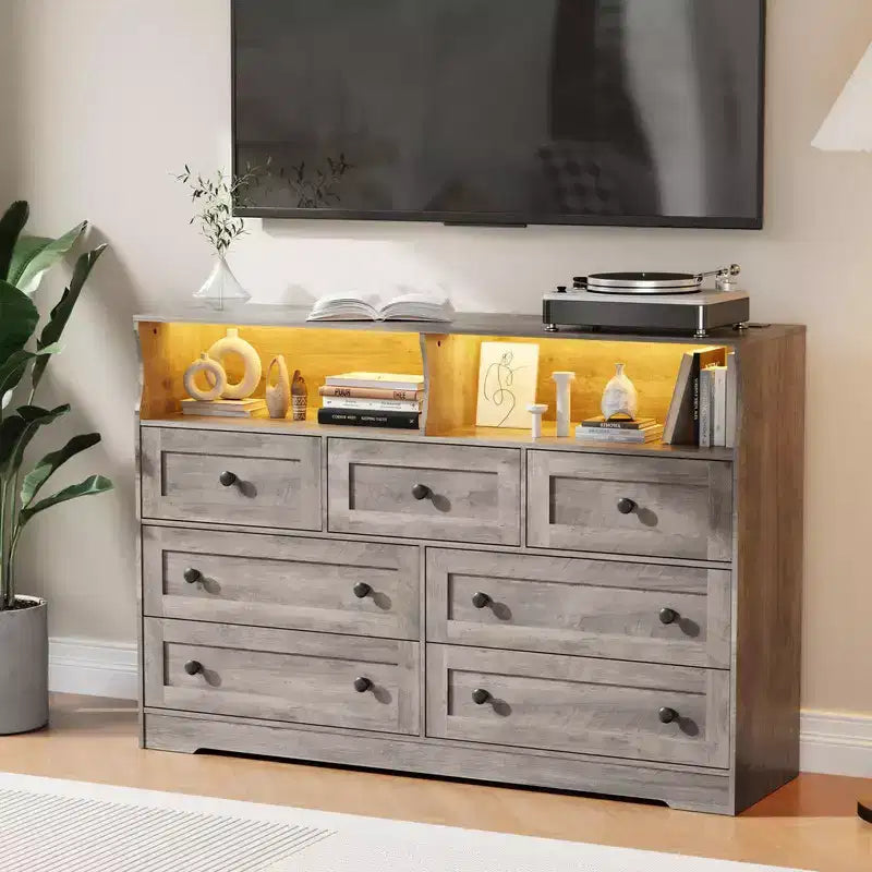 Coolmee 7-Drawer Dresser with Charging Station & LED Lights, Wood Storage Cabinet with 2 Open CompartmentsLarge Capacity Storage Organizer