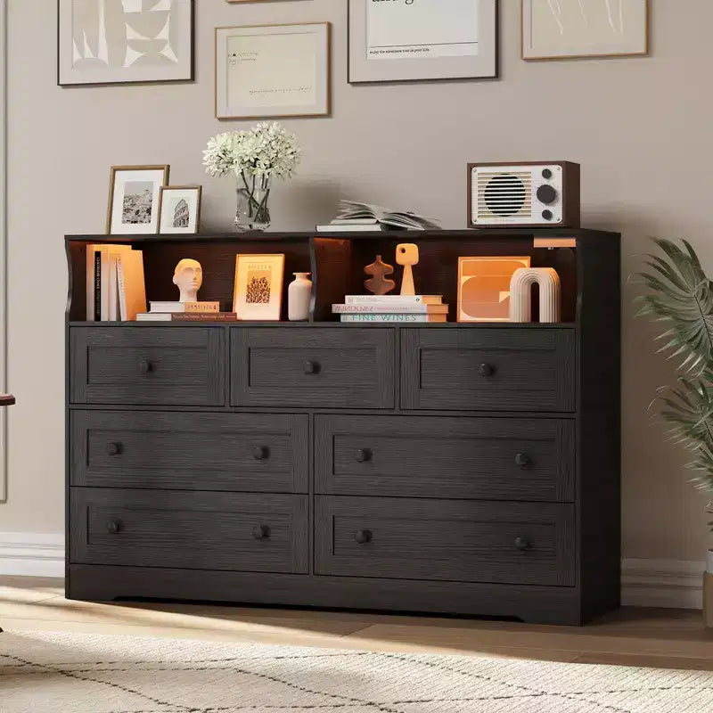 Coolmee 7-Drawer Dresser with Charging Station & LED Lights, Wood Storage Cabinet with 2 Open CompartmentsLarge Capacity Storage Organizer