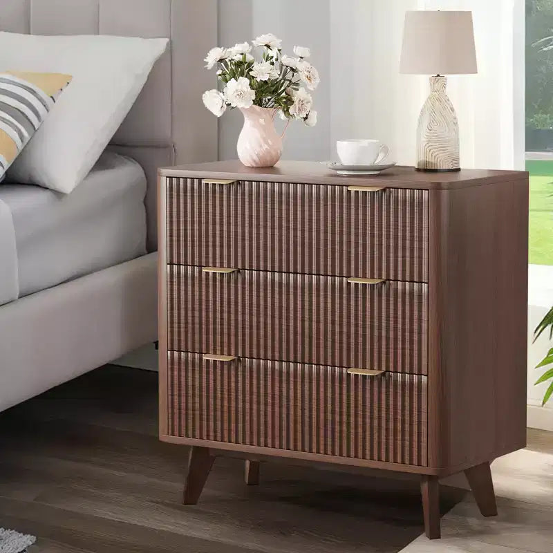 Table de chevet moderne cannelée COZONY avec plateau en faux marbre, table de chevet à 3 tiroirs avec profil incurvé pour chambre à coucher et salon