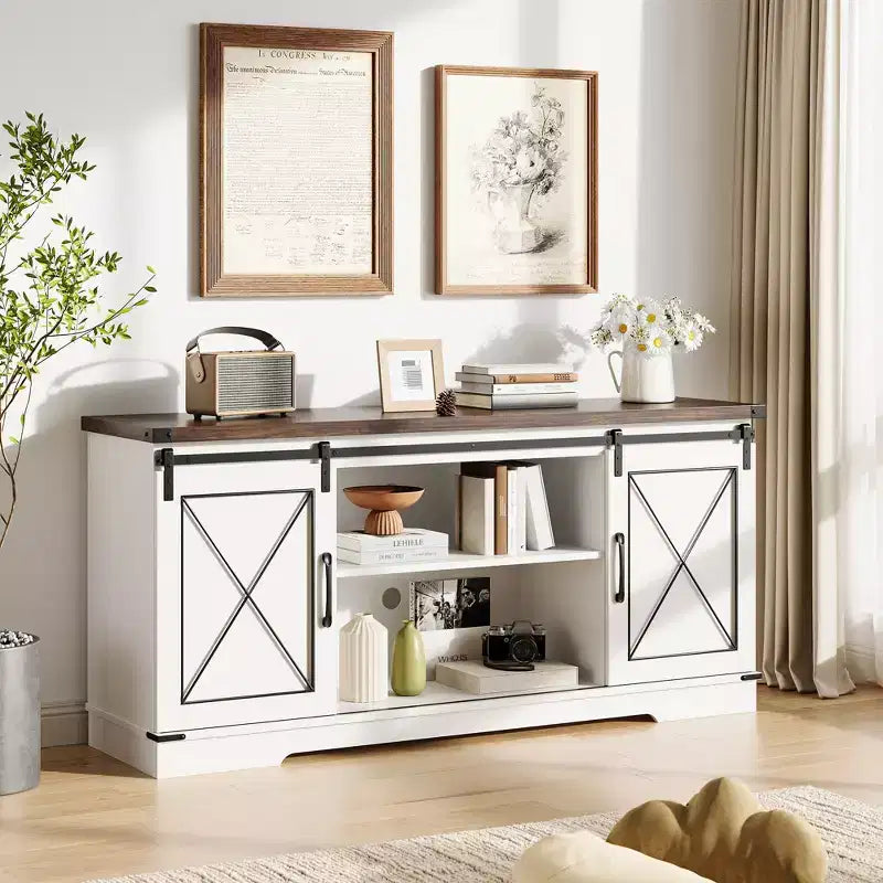 Meuble TV style ferme de 65 pouces avec portes coulissantes façon grange, centre de divertissement et console média pour salon ou chambre à coucher