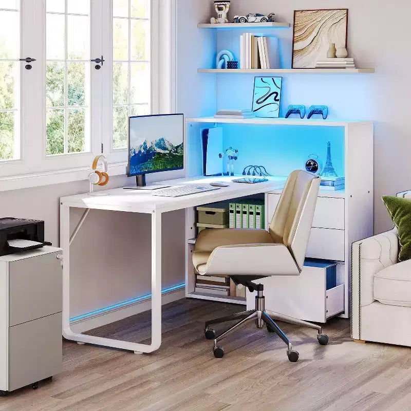Bureau d'angle en forme de L Balconera de 140 cm avec 3 tiroirs et prises de courant, table d'ordinateur de jeu d'angle à LED avec étagère réglable