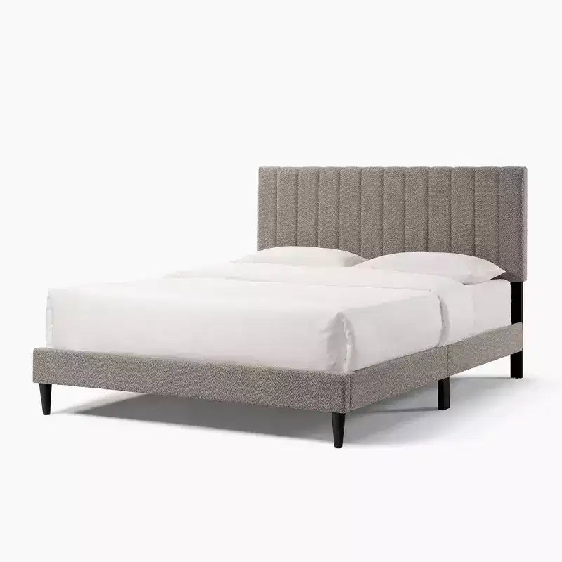 Cadre de lit Queen en velours, tête de lit à oreilles avec capitonnage vertical, lattes en bois, sans sommier tapissier, montage facile, blanc