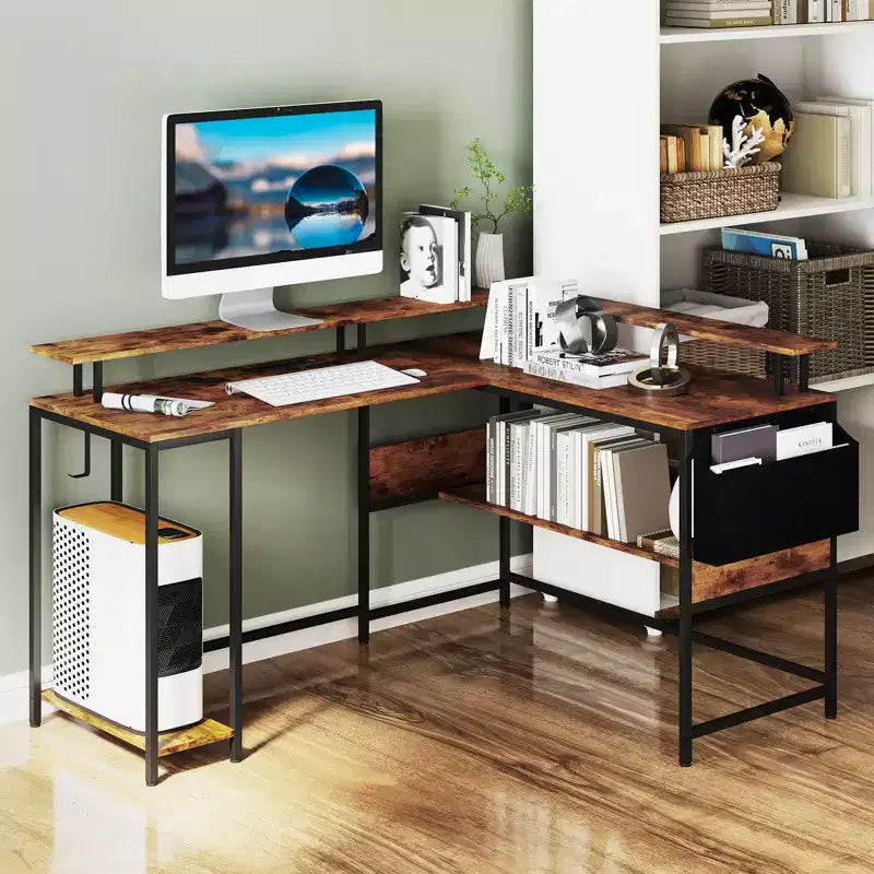 Bureau de jeu en L Costway avec lumières LED, prises électriques, support d'écran et pochette en tissu