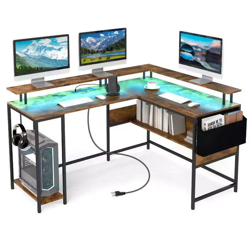 Bureau de jeu en L Costway avec lumières LED, prises électriques, support d'écran et pochette en tissu