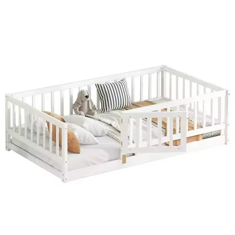 Zeus & Ruta Wood Floor Bed with Safety Fence & Door, Slat Support for Kids