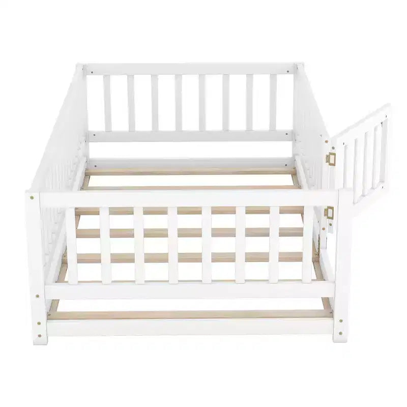 Zeus & Ruta Wood Floor Bed with Safety Fence & Door, Slat Support for Kids