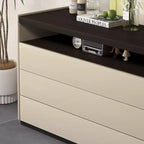 Commode moderne à 3 tiroirs Gaoyangjiaju de 120 cm avec étagère de rangement ouverte pour chambre à coucher, salon, console multimédia bicolore crème et bois foncé.