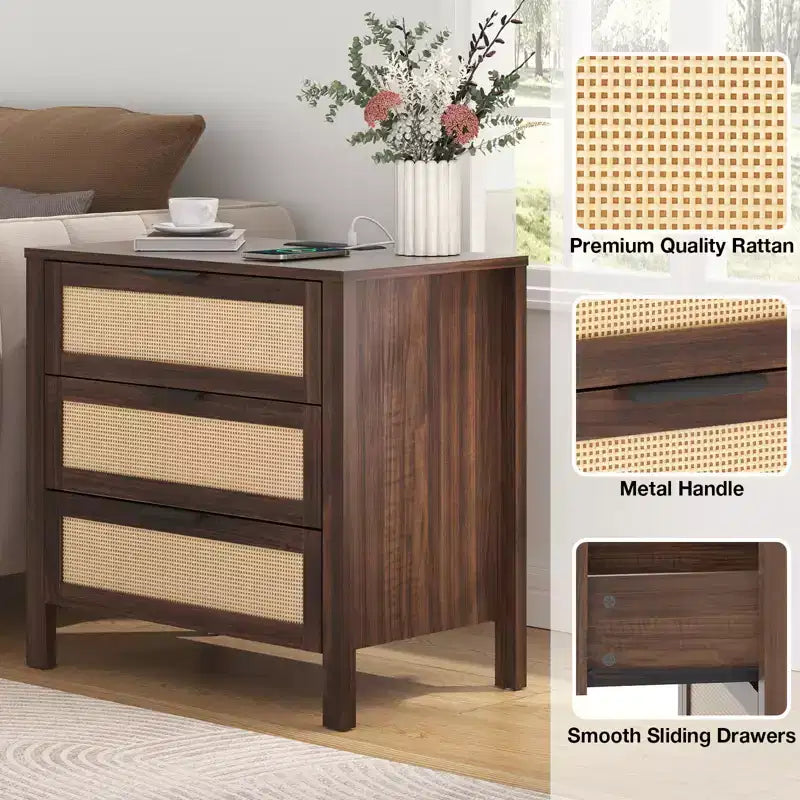 Table de chevet Hommpa Boho en rotin avec station de recharge, table de nuit à 3 tiroirs avec prises USB et AC