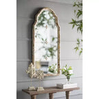 Miroir mural arqué crème et doré de 22 x 48 pouces avec motif de fenêtre