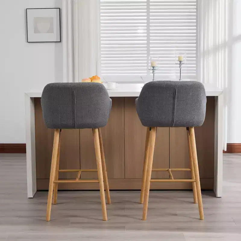 TUYOHW Lot de 2 tabourets de bar modernes en bois massif, chaises hautes d'îlot de cuisine avec accoudoir et repose-pieds, tabourets de bar en tissu de lin doux hauteur comptoir