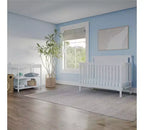 Ensemble de chambre de bébé 2 pièces Child Craft Hampton comprenant un lit de bébé convertible 4-en-1 à sommet plat et une table à langer