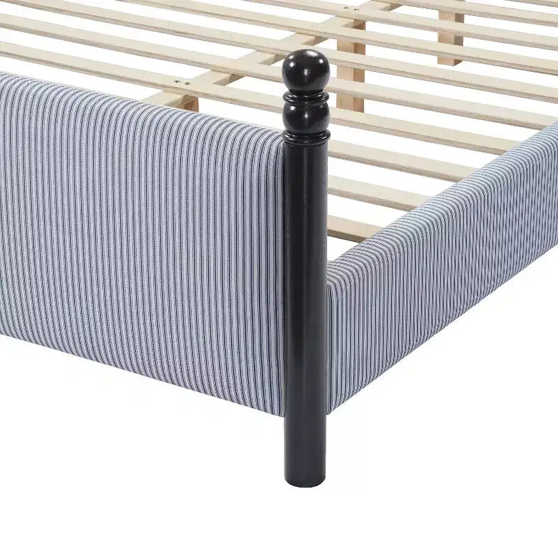 Cadre de lit plateforme rembourré grand lit/très grand lit avec tête de lit capitonnée, cadre robuste en bois d'hévéa et design rayé, rayures noires + bleu et blanc - ModernLuxe