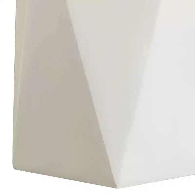 LeisureMod Nexovo - Table d'appoint géométrique moderne en pierre reconstituée pour l'intérieur et l'extérieur