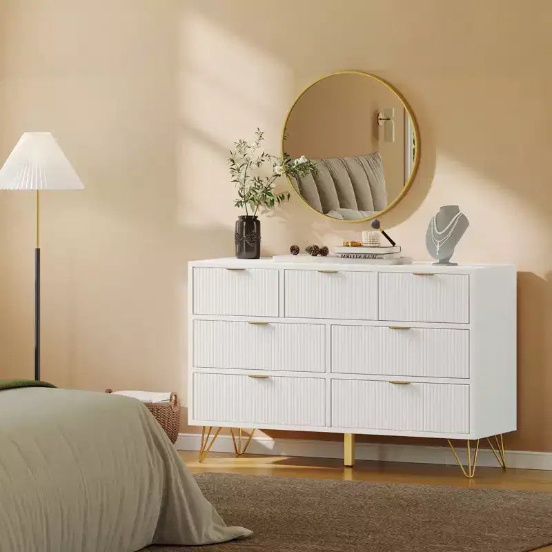 Commode moderne à 7 tiroirs pour chambre à coucher, meuble TV en bois de 120 cm de large avec poignées et pieds en métal doré, organisateur de rangement pour salon, entrée, couloir