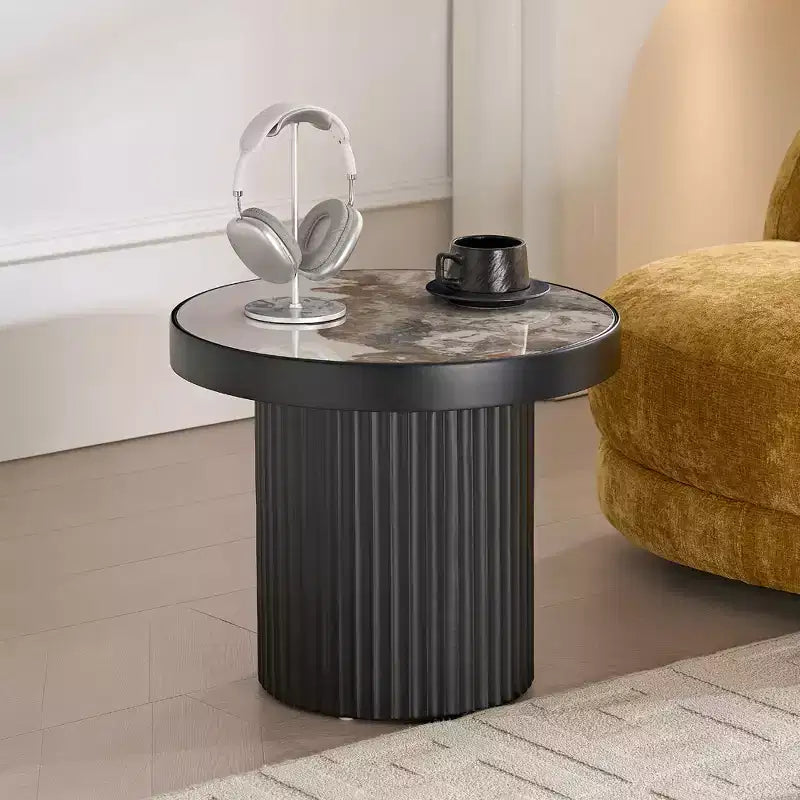 Ensemble de 2 tables basses rondes GDFStudio Larkspur avec plateaux en pierre frittée
