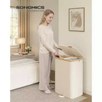SONGMICS Panier à Linge, Trieur de Linge avec Couvercle, Bac de Rangement, Sacs Amovibles, Cadre en Bambou, 2 Sections, 150 L