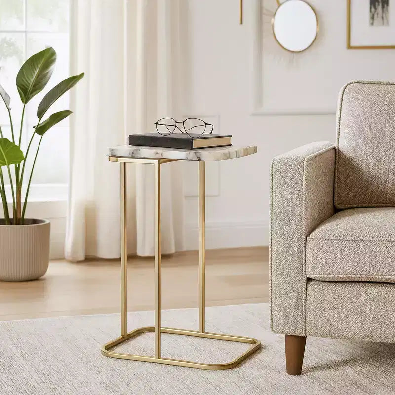 Table d'appoint, guéridon ou table de chevet - Table de chevet métallique en forme de C avec plateau en agate, parfaite pour les grands ou petits espaces