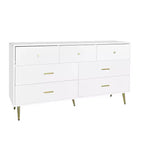 Commode à sept tiroirs avec poignées et pieds dorés, couleur blanche