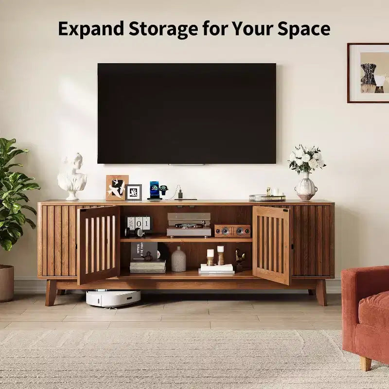 Meuble TV Mid-Century Modern GustoWave avec portes à grille, étagères réglables et rangement