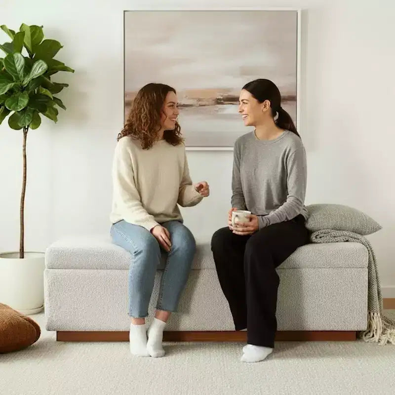 Banc de rangement capitonné moderne de 60 po, banc de bout de lit pour chambre à coucher, banc d'entrée en tissu avec rangement caché et cadre en bois - Panipeachy